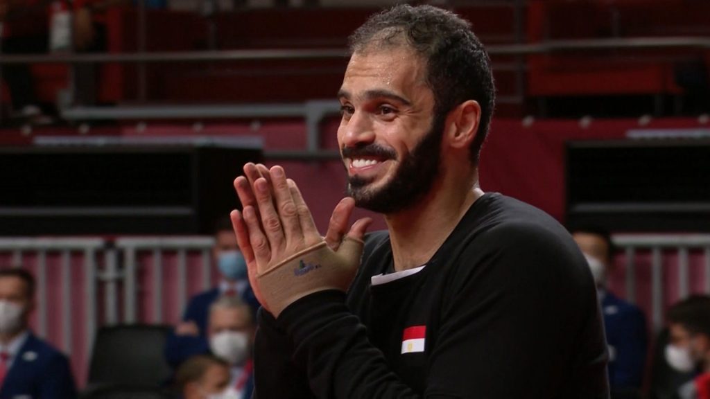 منتخب اليد أمام فرنسا - كريم هنداوي