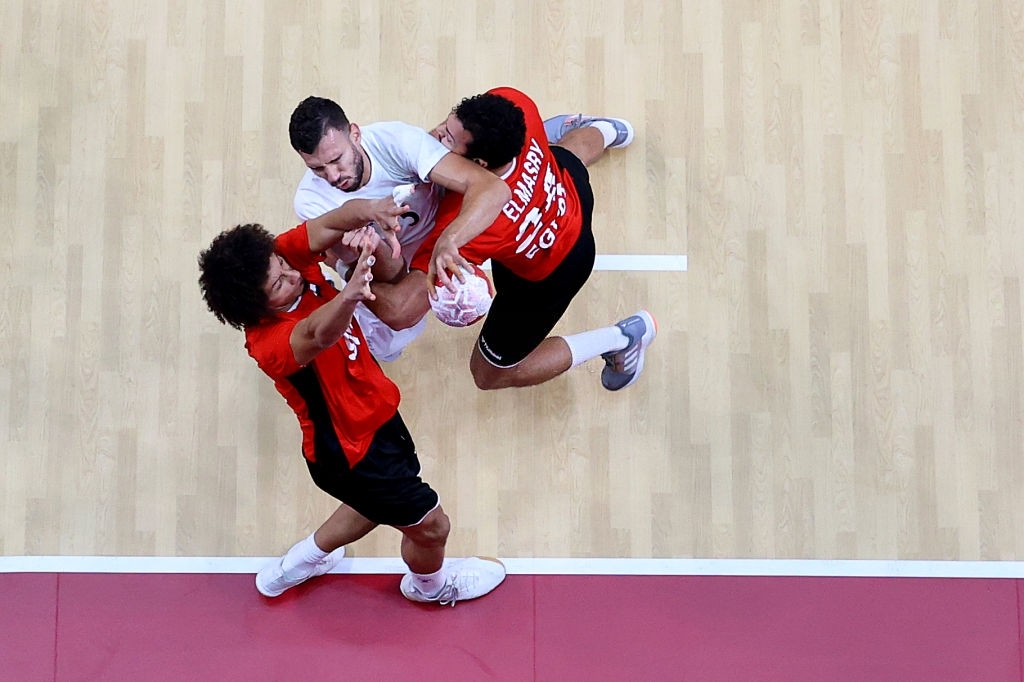 منتخب اليد أمام فرنسا
