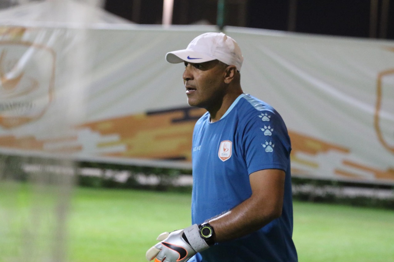 مدرب حراس فاركو مع محمد صبحي