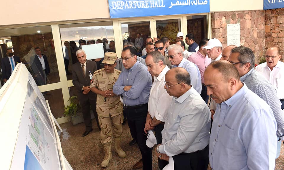 رئيس الوزراء يتفقد موقع التجلي الأعظم