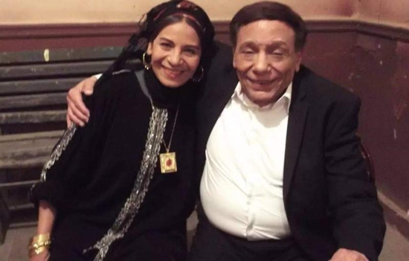 عفاف مصطفى وعادل إمام